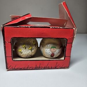 1978 Hallmark Peanuts Christmas Ornaments 2 Pack, Charlie Brown, Snoopy